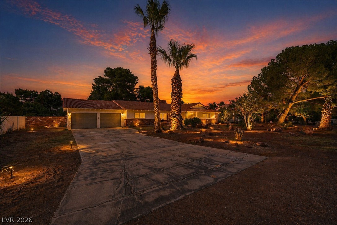 3620 Pama Lane