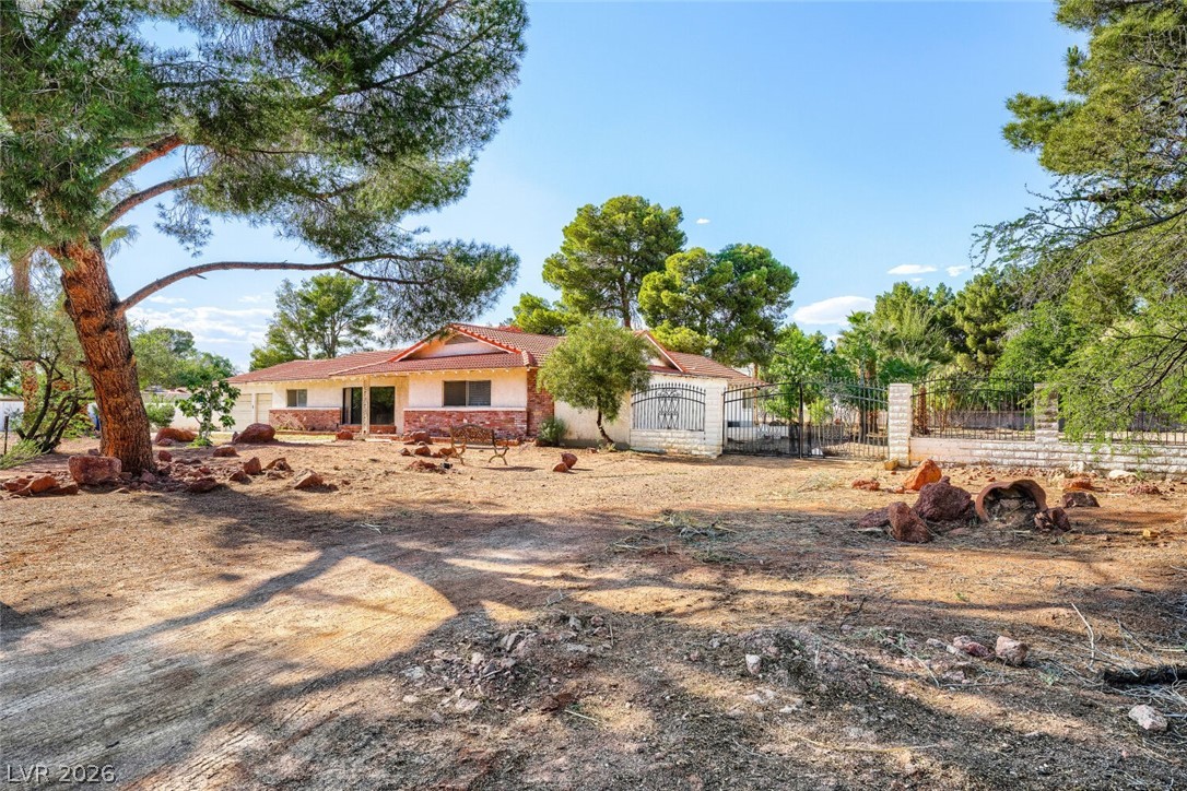 3620 Pama Lane