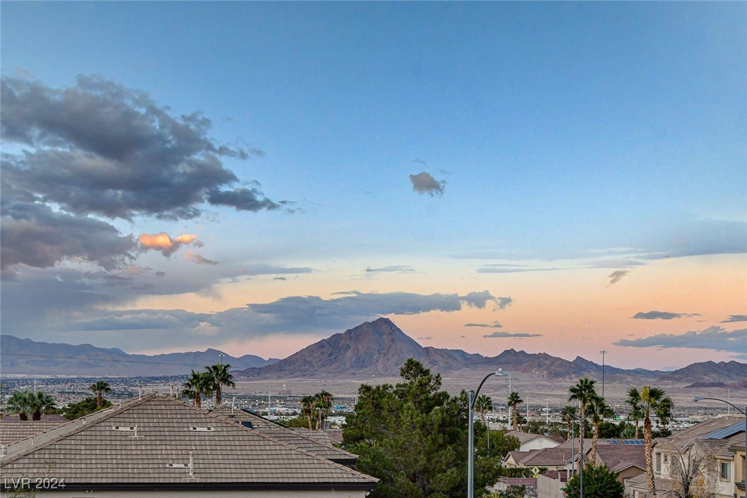 1118 Riddle Glen Street, Henderson, Nevada image 3