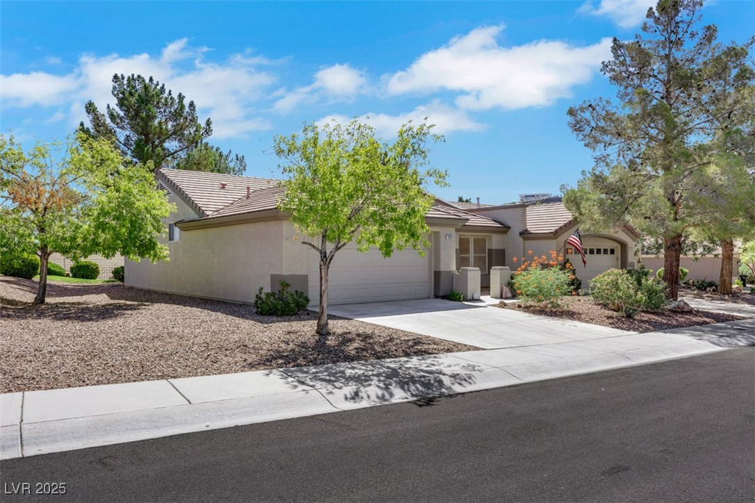 Properties 1 498 Elm Crest Place