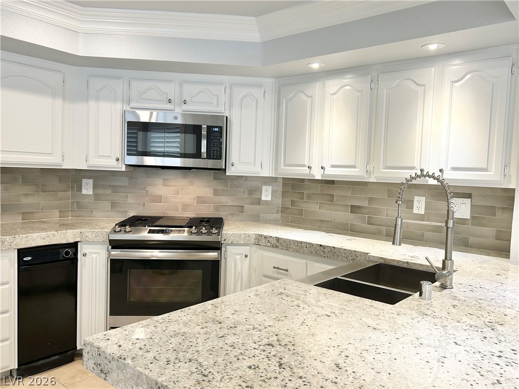 2633 Golden Sands Drive