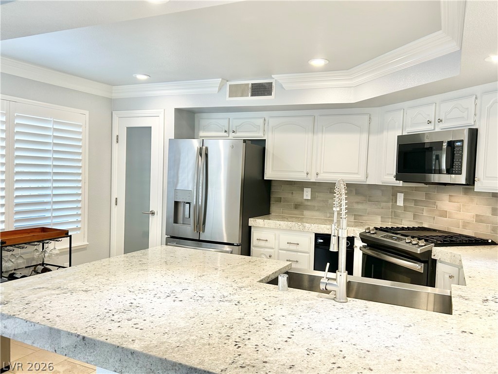 2633 Golden Sands Drive