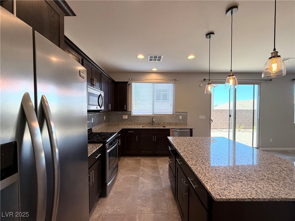 22 Kaku Ridge Way