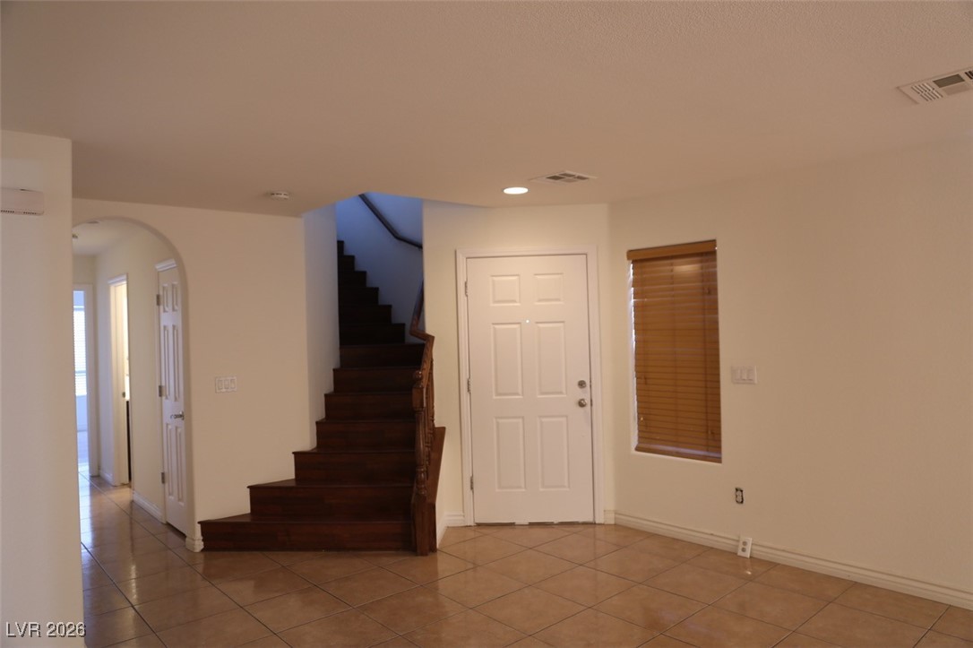 9127 Cedar Door Avenue