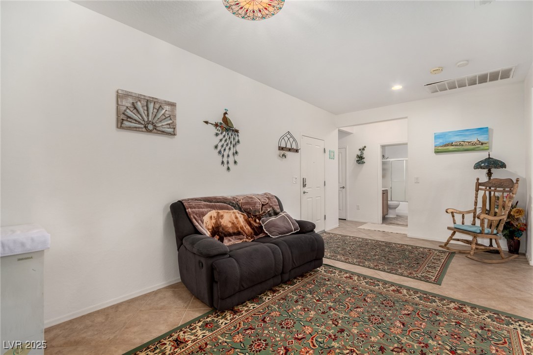 7927 Crested Starling Court