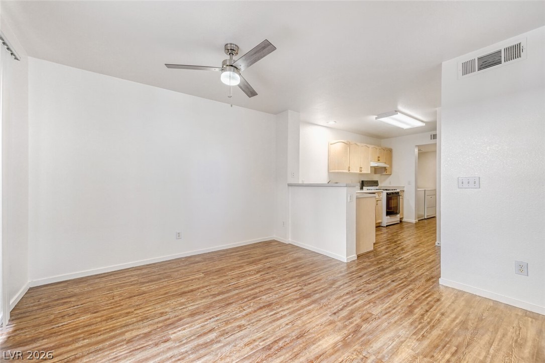 8452 Stoney Bluff Avenue