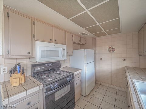Tiny photo for 1370 Vegas Valley Drive #43, Las Vegas, NV 89169 (MLS # 2799747)