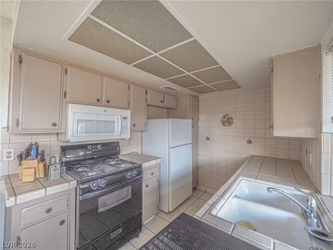Tiny photo for 1370 Vegas Valley Drive #43, Las Vegas, NV 89169 (MLS # 2799747)