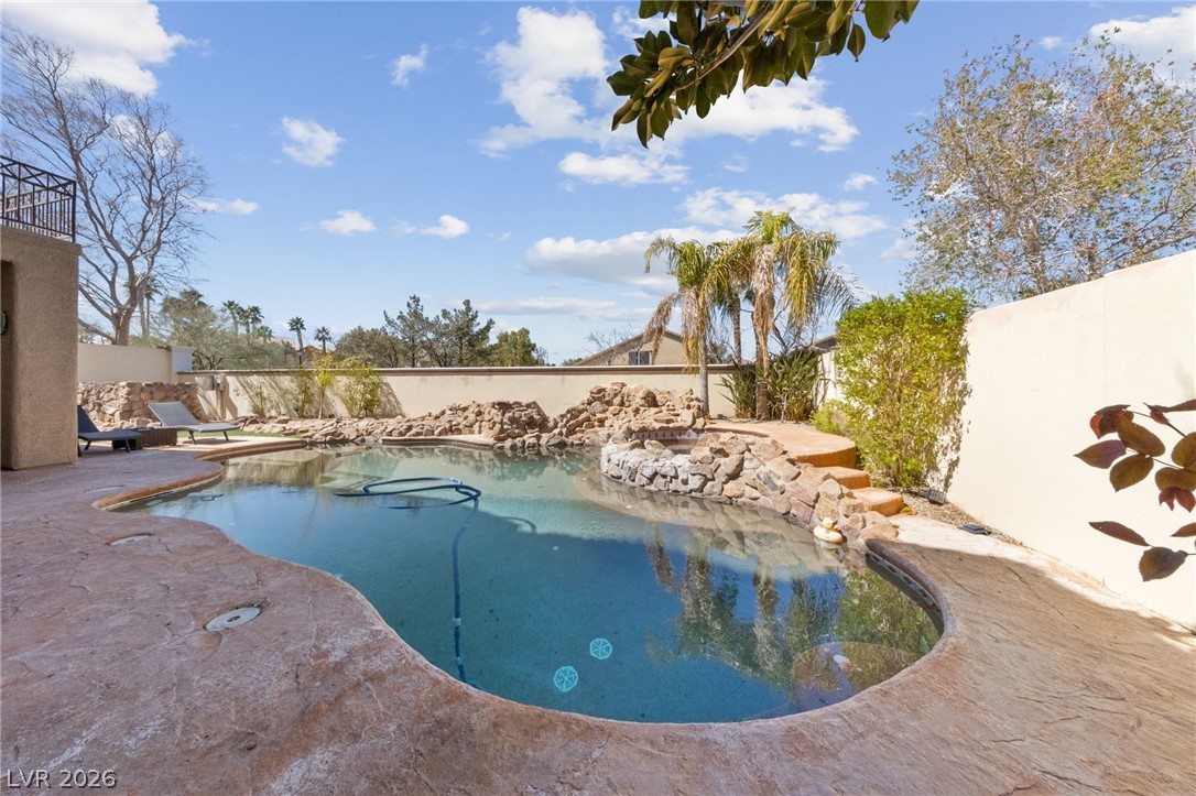 2066 Jupiter Hills Lane