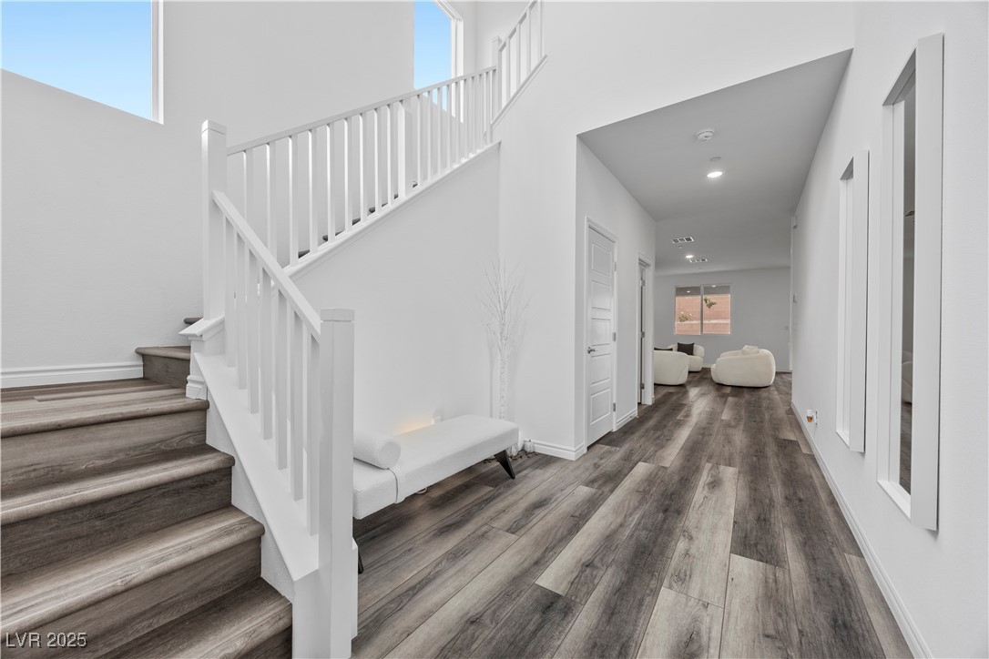 1291 Valencia Cliffs Avenue