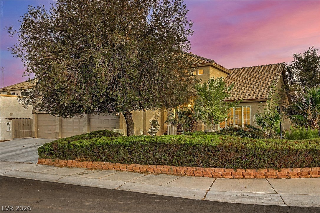 7741 Crenshaw Way