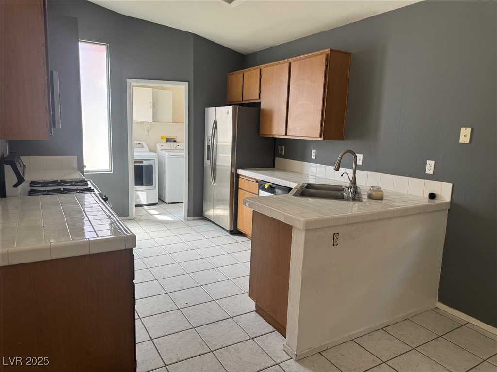 2803 Exulted Valley Avenue