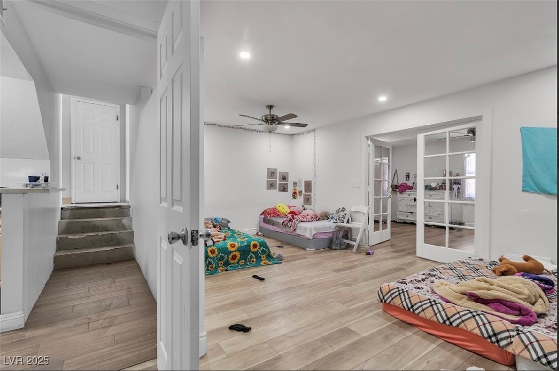 Las Vegas, Nevada 89103, United States, 5 Bedrooms Bedrooms, ,3 BathroomsBathrooms,Residential,Active,111581
