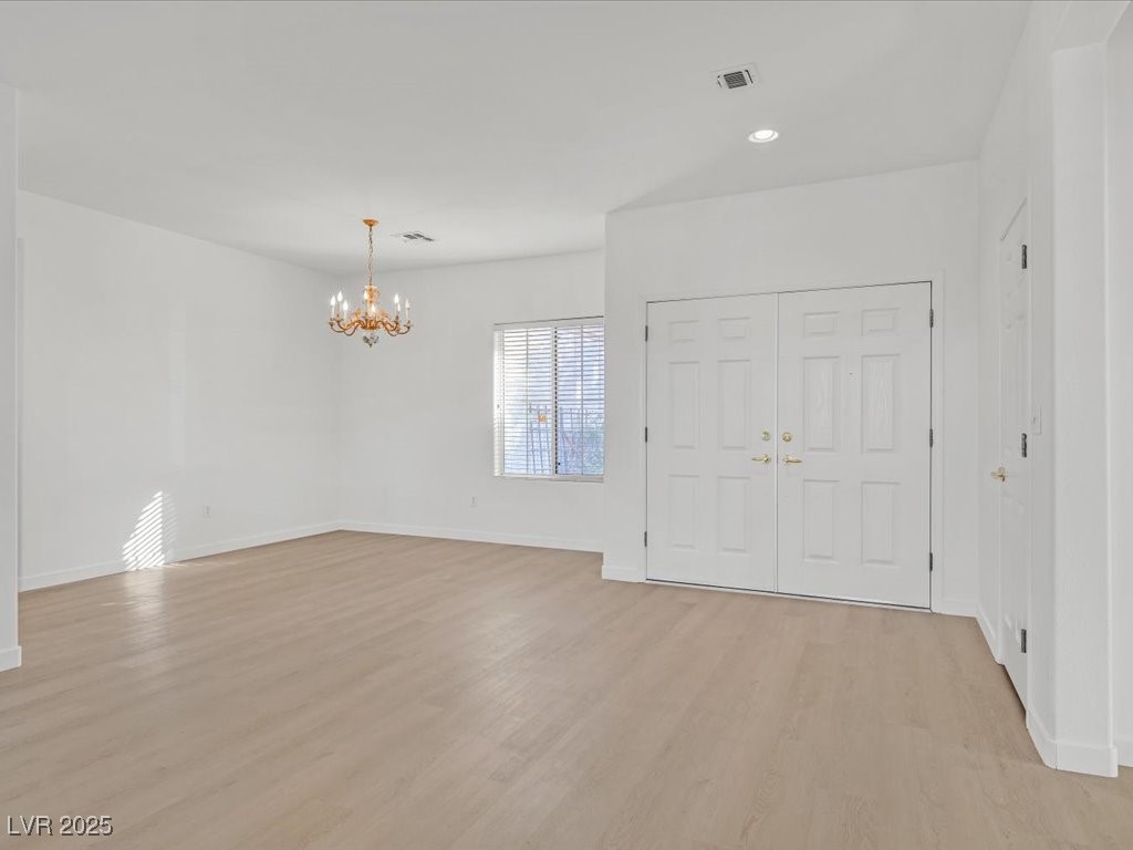 2582 Hayesville Avenue