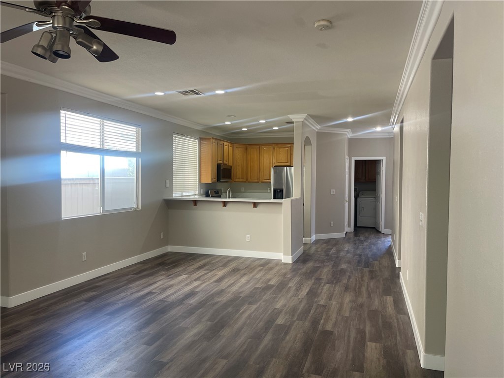 718 Canfield Point Avenue