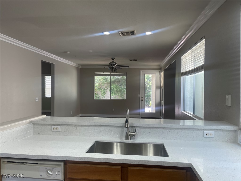 718 Canfield Point Avenue