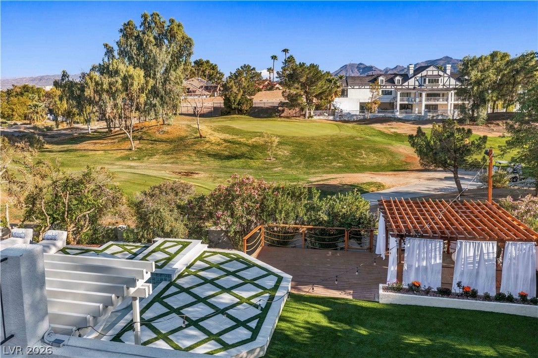 3003 La Mesa Drive