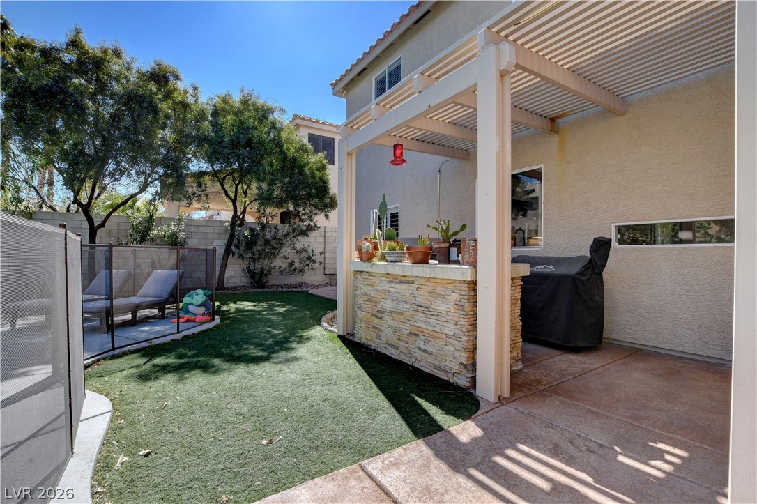 266 Single Petal Street