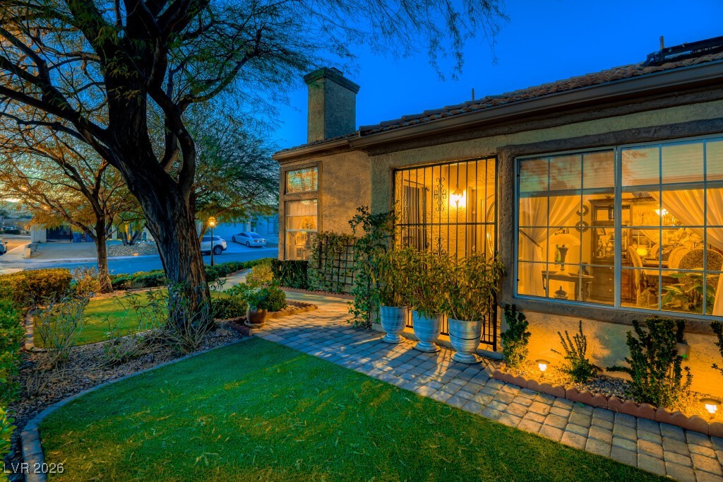 3332 Royal Glen Court