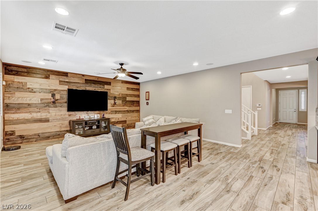 7741 Rainbow Rising Street