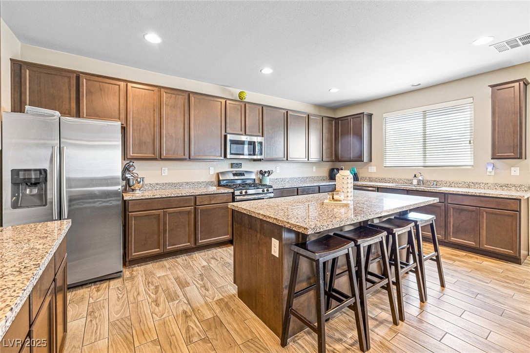 Las Vegas, Nevada 89166, United States, 5 Bedrooms Bedrooms, ,3 BathroomsBathrooms,Residential,Active,184122