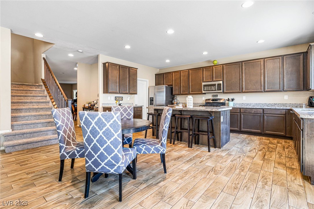 Las Vegas, Nevada 89166, United States, 5 Bedrooms Bedrooms, ,3 BathroomsBathrooms,Residential,Active,184122