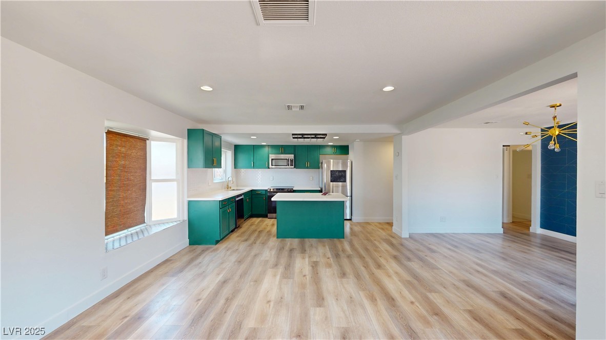 Las Vegas, Nevada 89104, United States, 4 Bedrooms Bedrooms, ,2 BathroomsBathrooms,Residential,Active,175623