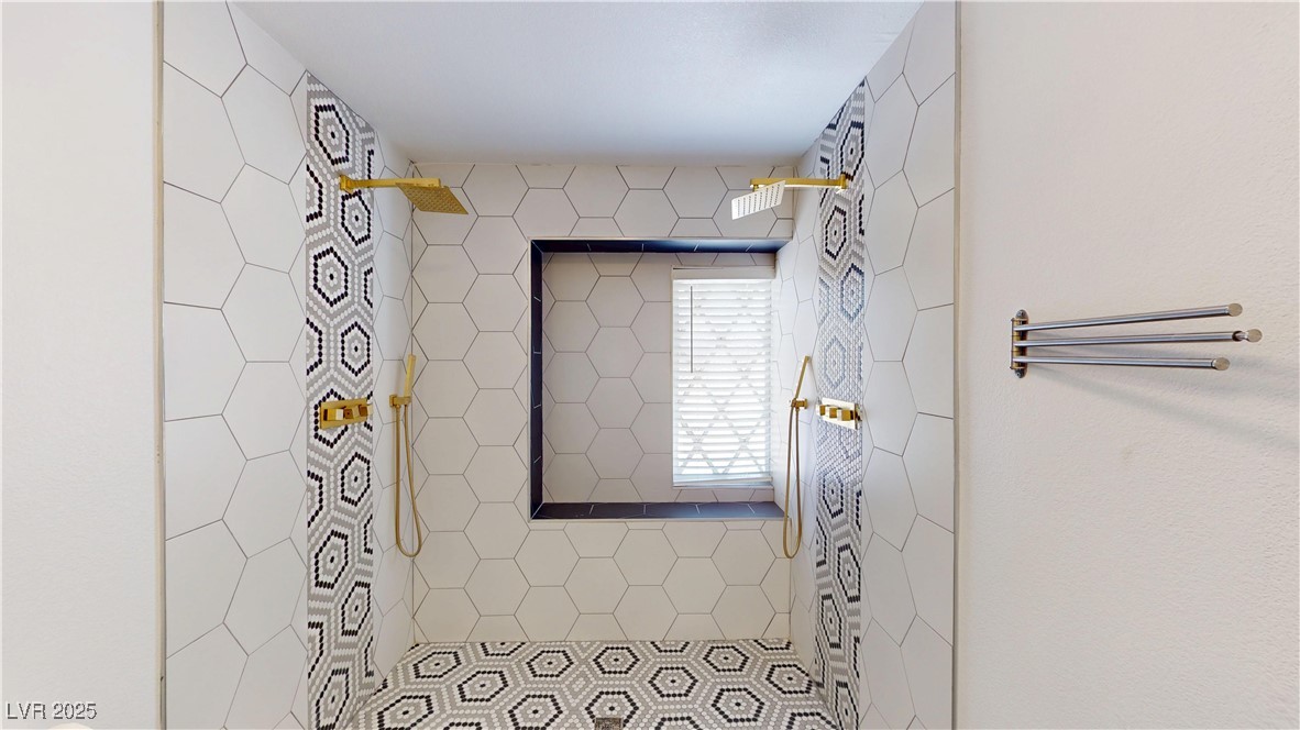 Las Vegas, Nevada 89104, United States, 4 Bedrooms Bedrooms, ,2 BathroomsBathrooms,Residential,Active,175623