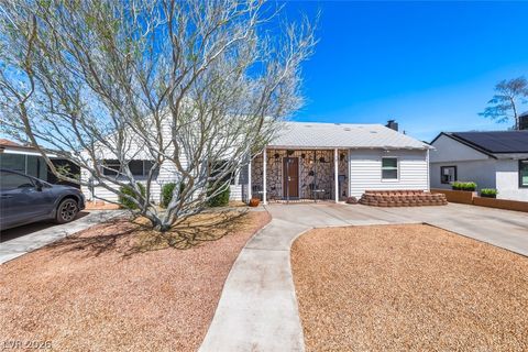 Photo of 1411 Francis Avenue, Las Vegas, NV 89104 (MLS # 2762444)