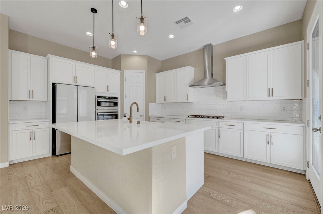 Properties 1 6117 Bugsy Street