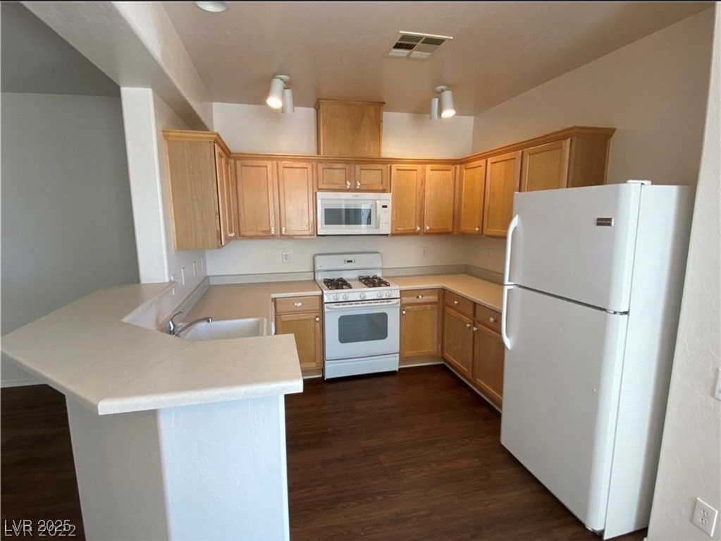 North Las Vegas, Nevada 89084, United States, 3 Bedrooms Bedrooms, ,2 BathroomsBathrooms,Residential,Active,228710