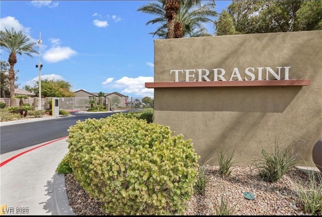 North Las Vegas, Nevada 89084, United States, 3 Bedrooms Bedrooms, ,2 BathroomsBathrooms,Residential,Active,228710