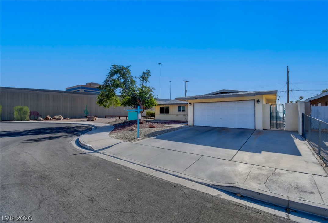 108 Hollyhock Lane