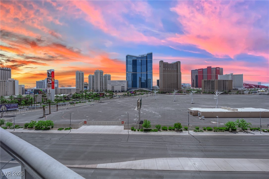 200 W Sahara Avenue 603