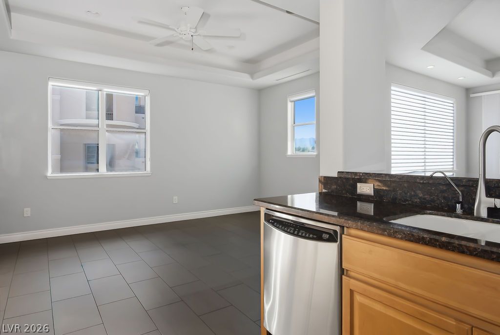 9224 Tesoras Drive 301