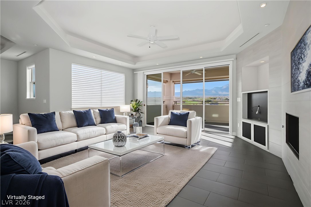 9224 Tesoras Drive 301