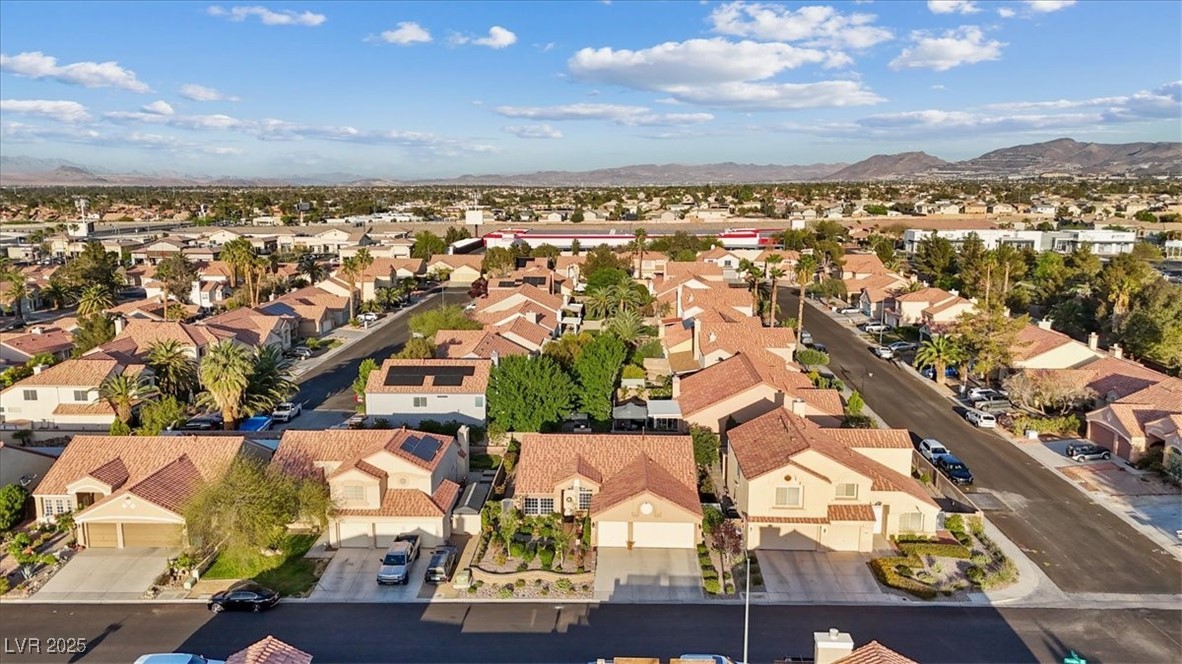 8272 Beaverbrook Way, Las Vegas, Nevada image 32