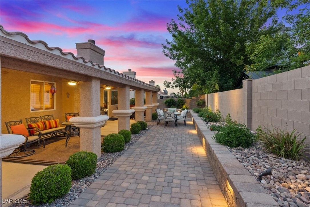 8272 Beaverbrook Way, Las Vegas, Nevada image 30