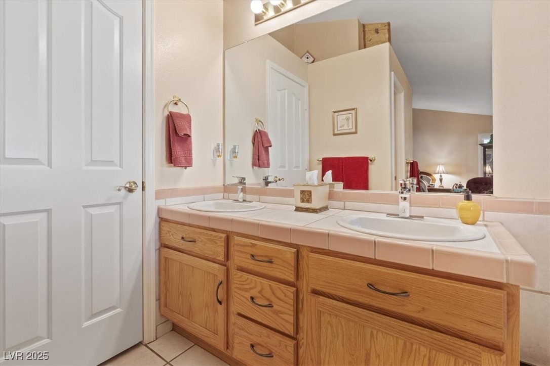 8272 Beaverbrook Way, Las Vegas, Nevada image 18