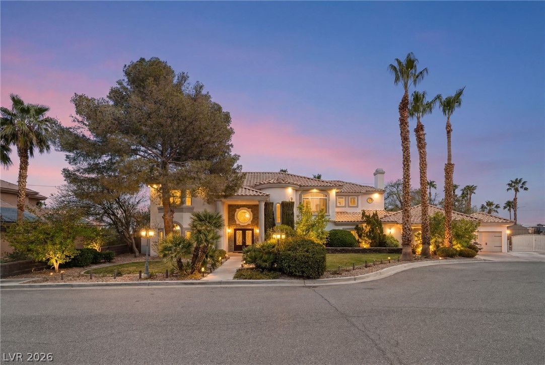 1700 Fairgate Court