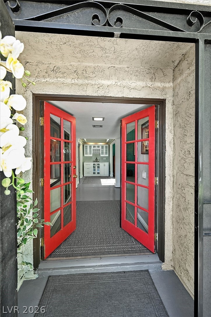 2450 El Paseo Circle