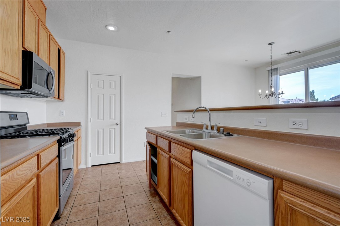 470 Dorchester Bend Avenue #3, North Las Vegas, Nevada image 18