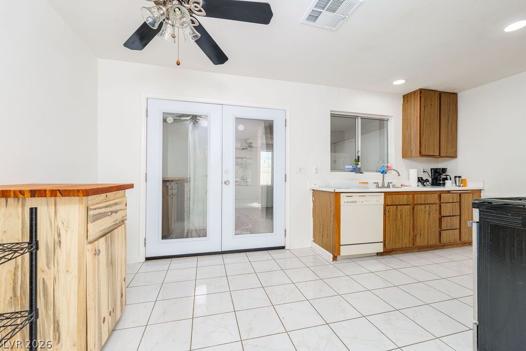 7242 Vireo Drive