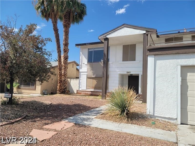 5243 Sunnywood Drive