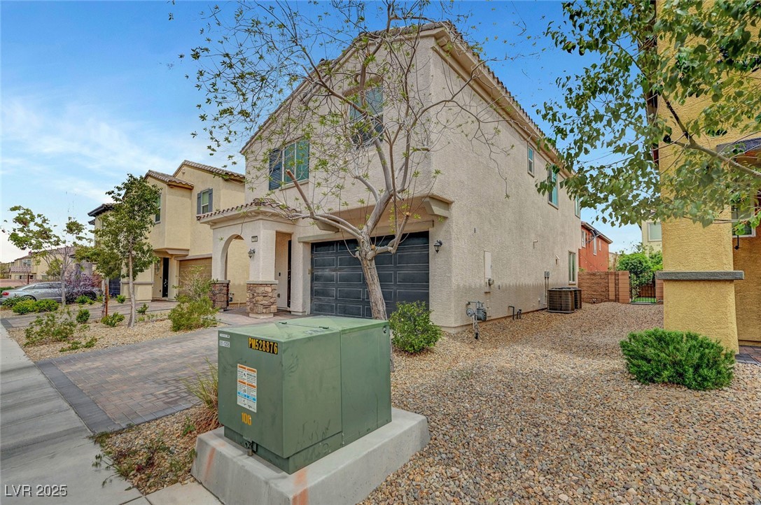 7720 Tiger Palm Court
