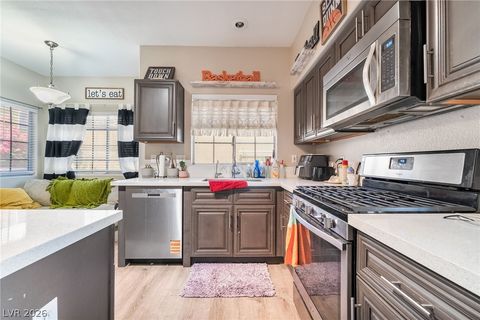 Tiny photo for 337 Greenleaf Glen Street, Henderson, NV 89014 (MLS # 2797595)