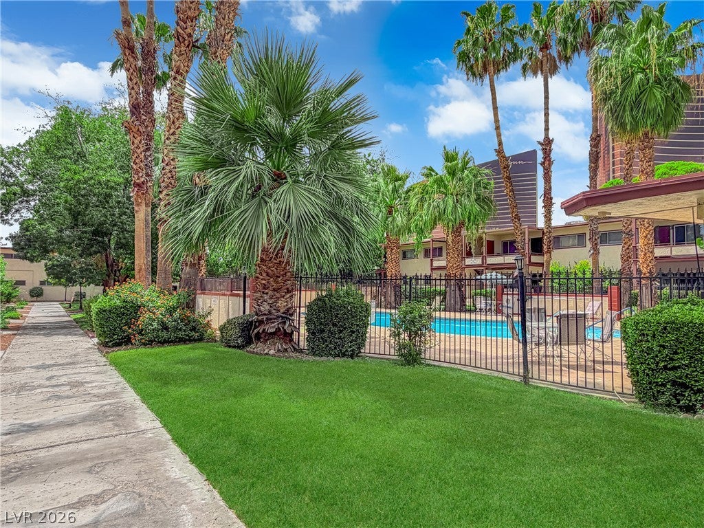 350 Desert Inn Road E201