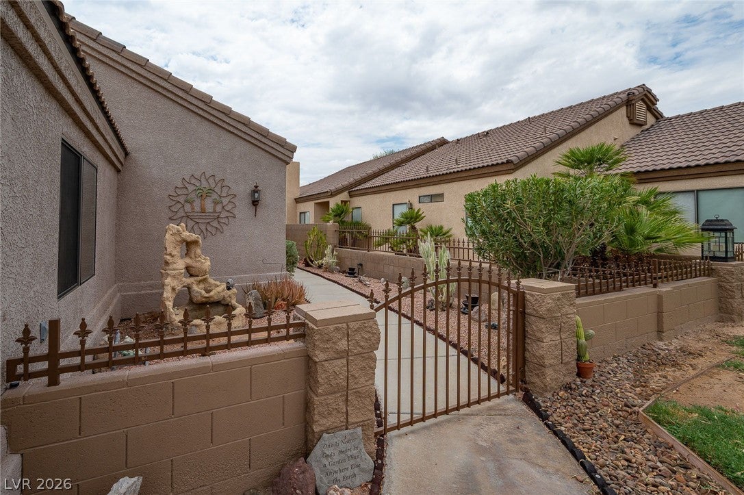 1437 Palm Drive