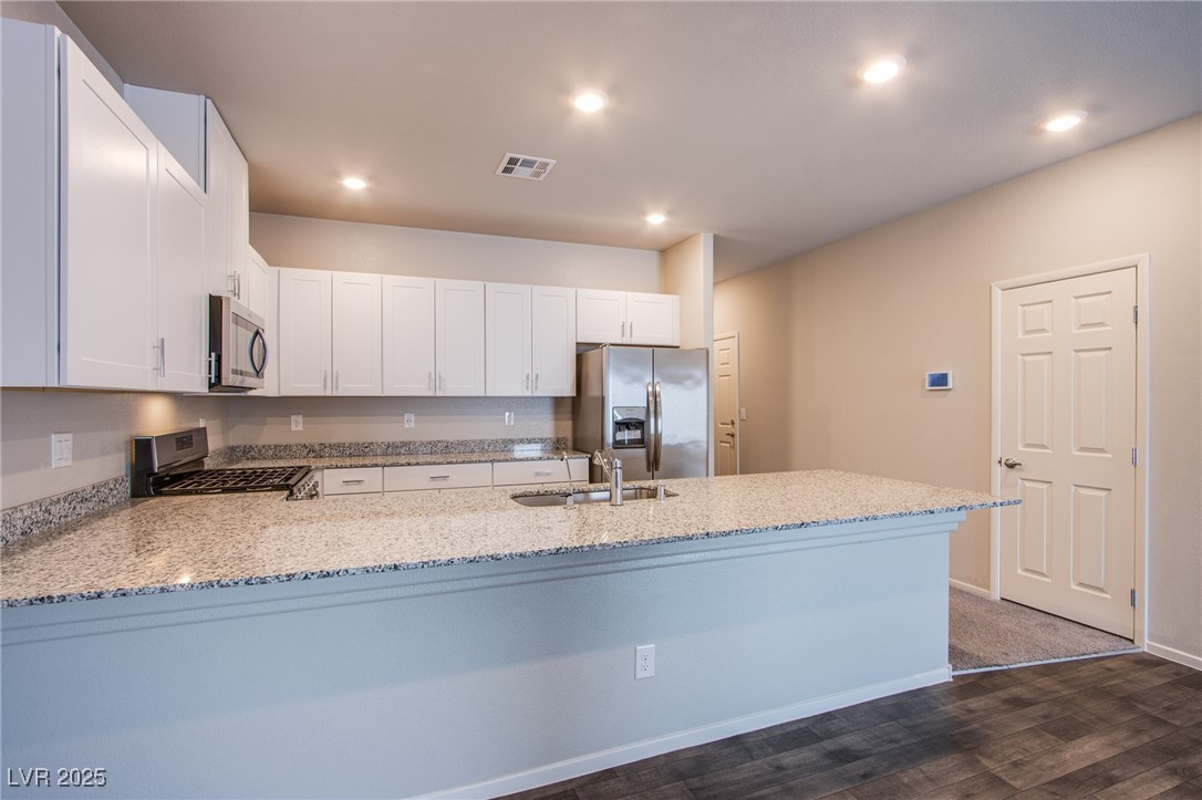 7517 Crested Moon Street, North Las Vegas, Nevada image 9
