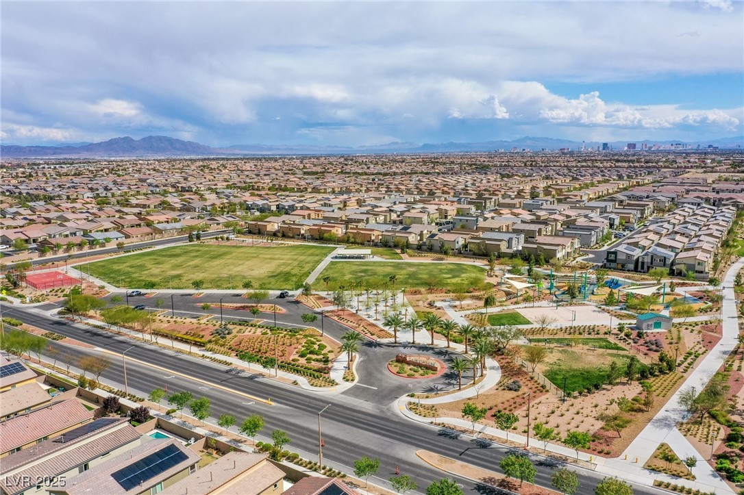 7517 Crested Moon Street, North Las Vegas, Nevada image 30